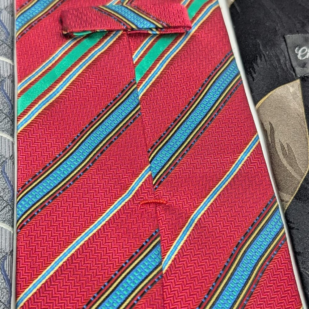 x4 Variety of Neck Ties Pierre Cardin, J. Ferrar and more - Picture 5 of 7